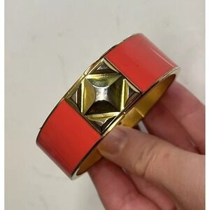 Vintage Pink Vince Camuto Coral Pyramid Enamel Hinged Bracelet 1 In Cuff